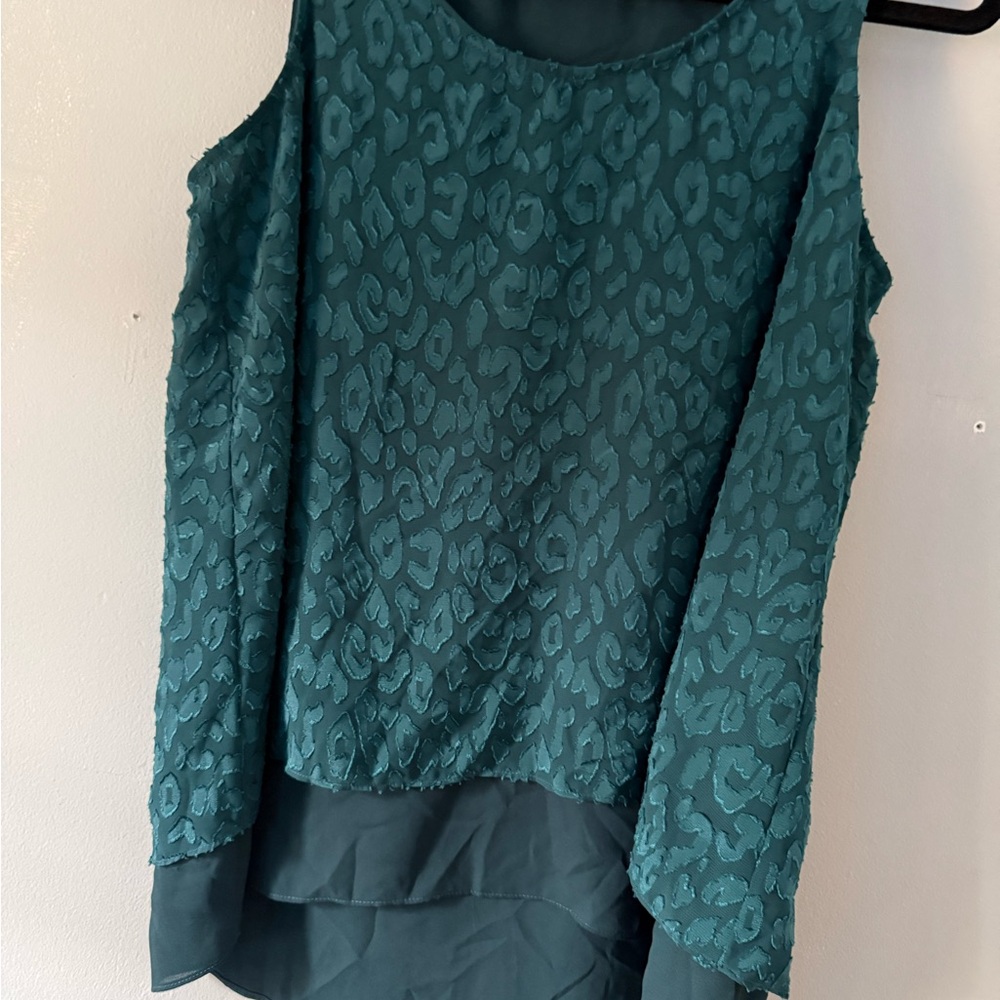 Elegant Teal Leopard Print Women's Top